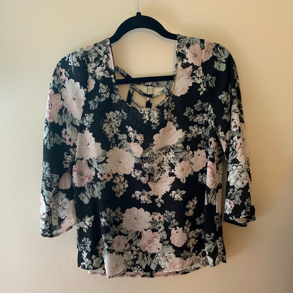Lily White top